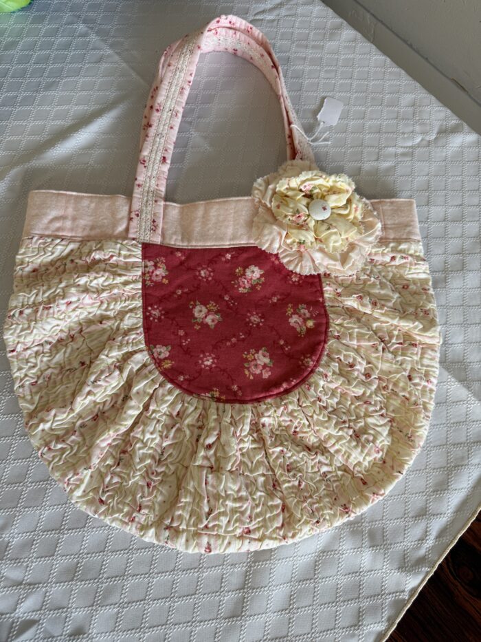 Peony bag with red accents